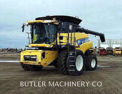 2010 COMBINES FORD / NEW HOLLAND CR9070